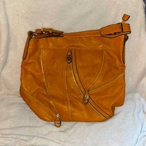 Piper Noble Hobo w duster bag